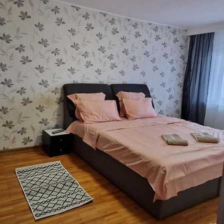 Marya'S Apartman Râmnicu Vâlcea Kültér fotó